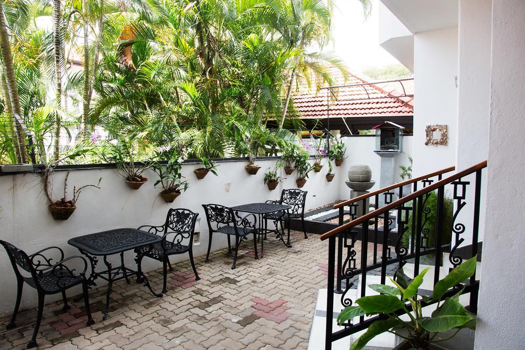Suriya Arana Bed and Breakfast Negombo Exteriör bild