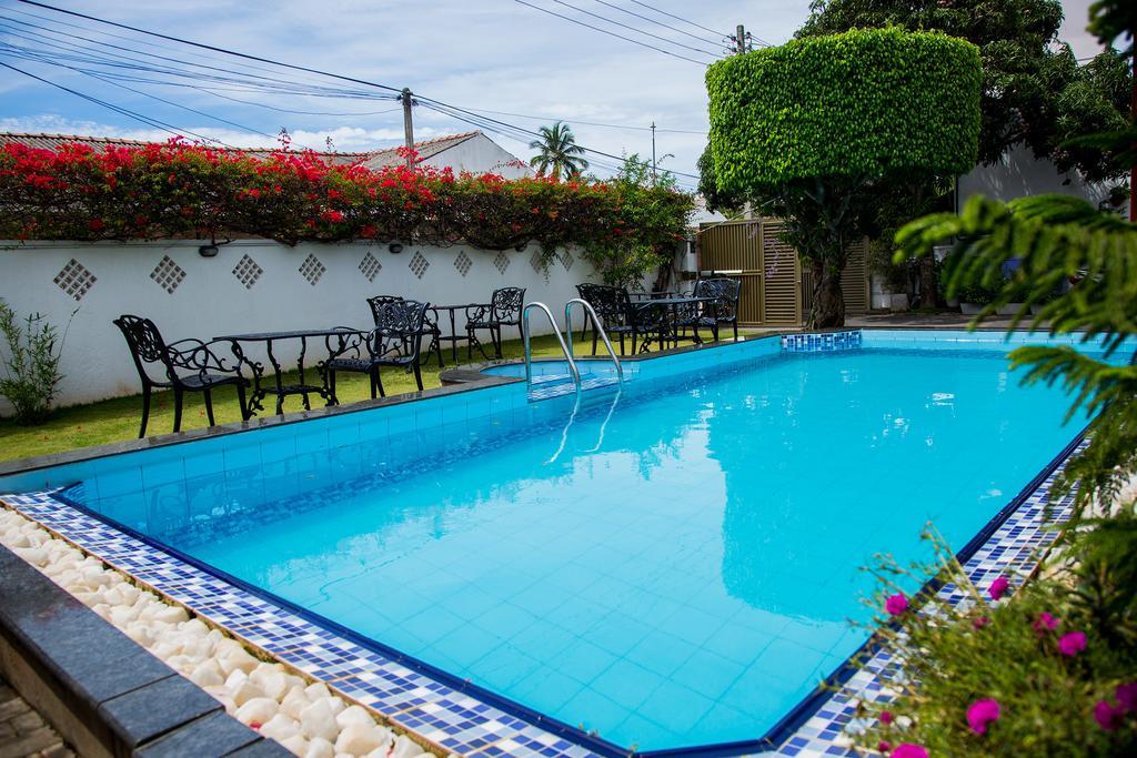 Suriya Arana Bed and Breakfast Negombo Exteriör bild